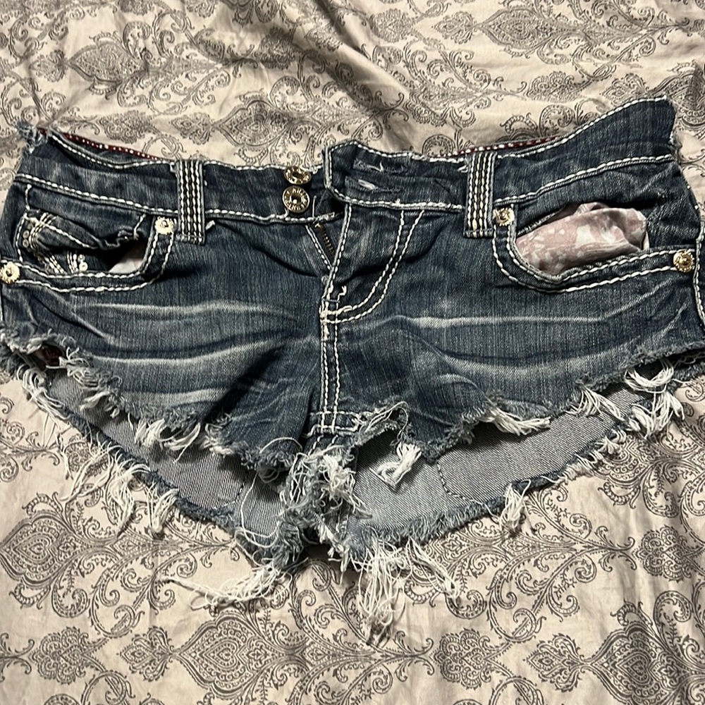 Super cute shorts I cut em myself I wore em with my bikini